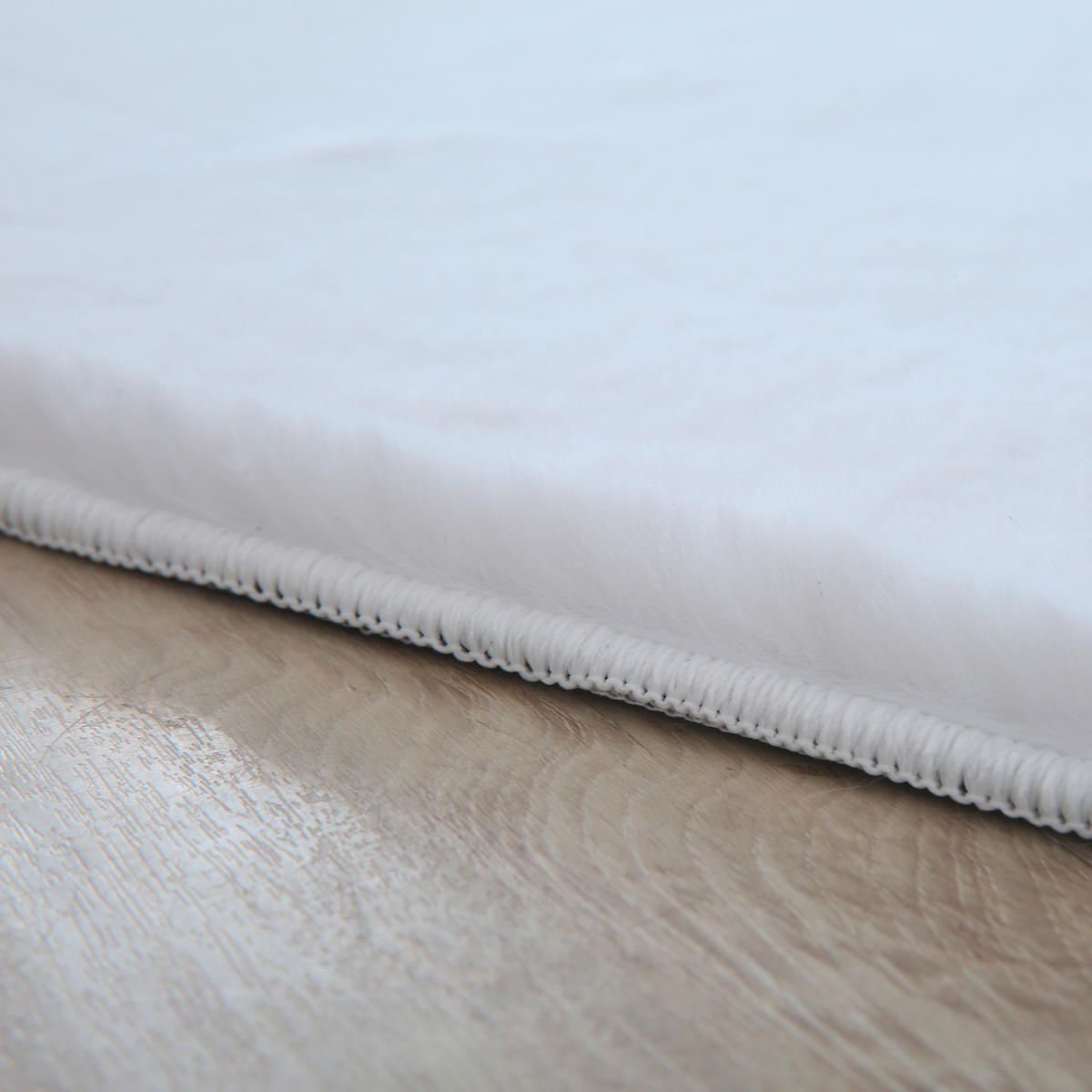 HOCHFLORTEPPICH 60/110 cm Pouffy Weiß  - Weiß, Basics, Textil (60/110cm)