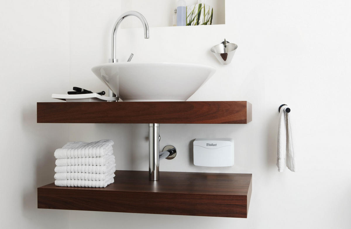 DURCHLAUFERHITZER - Weiß, Basics, Kunststoff/Metall (19,1/14,3/7,9cm)