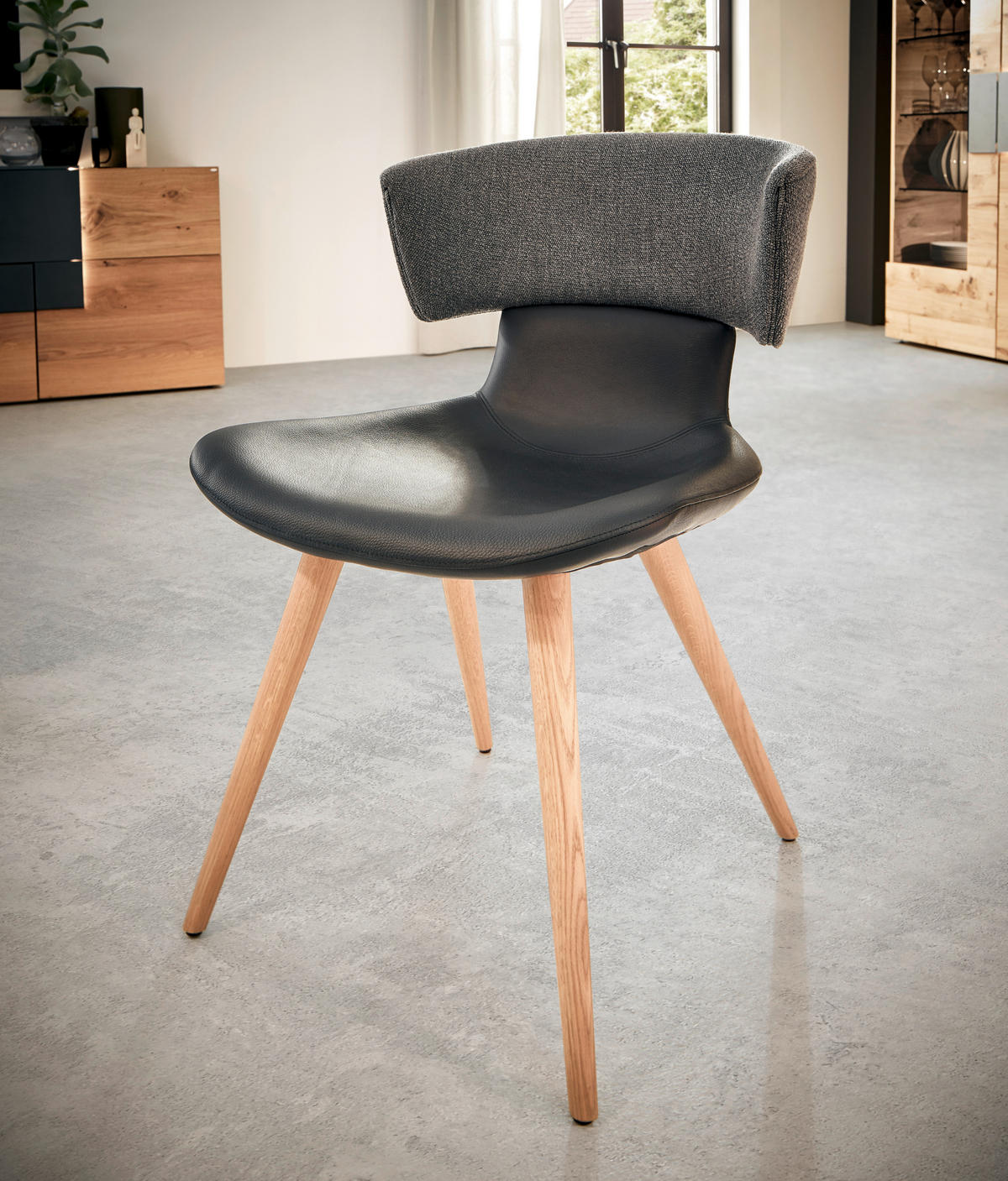 STUHL  in Flachgewebe Echtleder pigmentiert Holz, Textil, Leder  - Eichefarben/Schwarz, Natur, Leder/Holz (54/82,5/58cm) - Voglauer