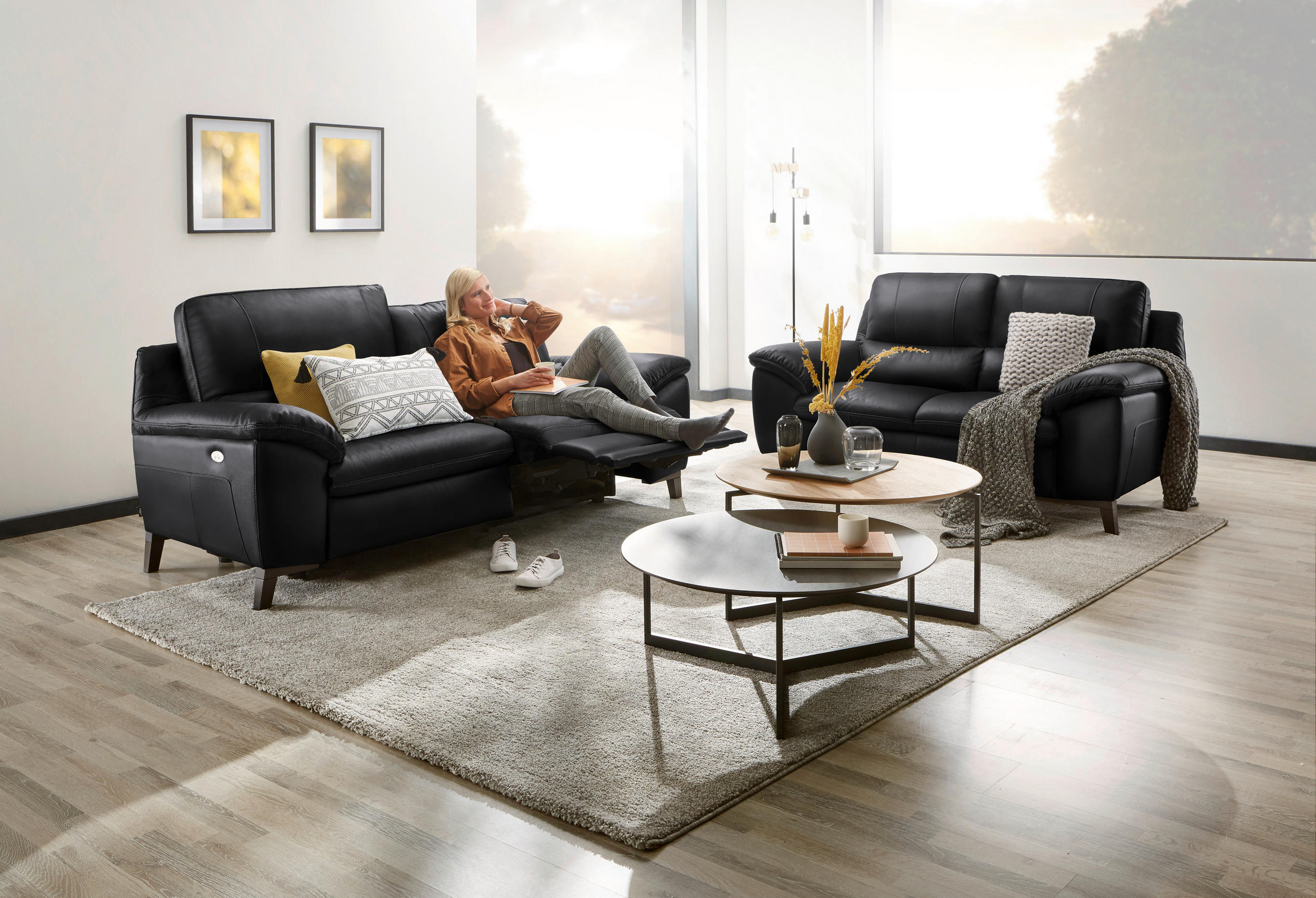 2-SITZER-SOFA in Kombination Echtleder/Lederlook Schwarz  - Wengefarben/Schwarz, Design, Leder/Holz (174/97/95cm) - Livetastic