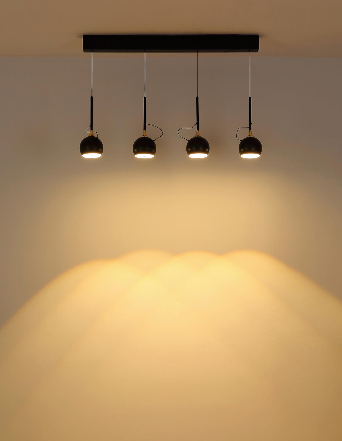 ZÁVĚSNÉ LED SVÍTIDLO, 93/12/150 cm - bílá/černá, Design, kov/plast (93/12/150cm) - Globo