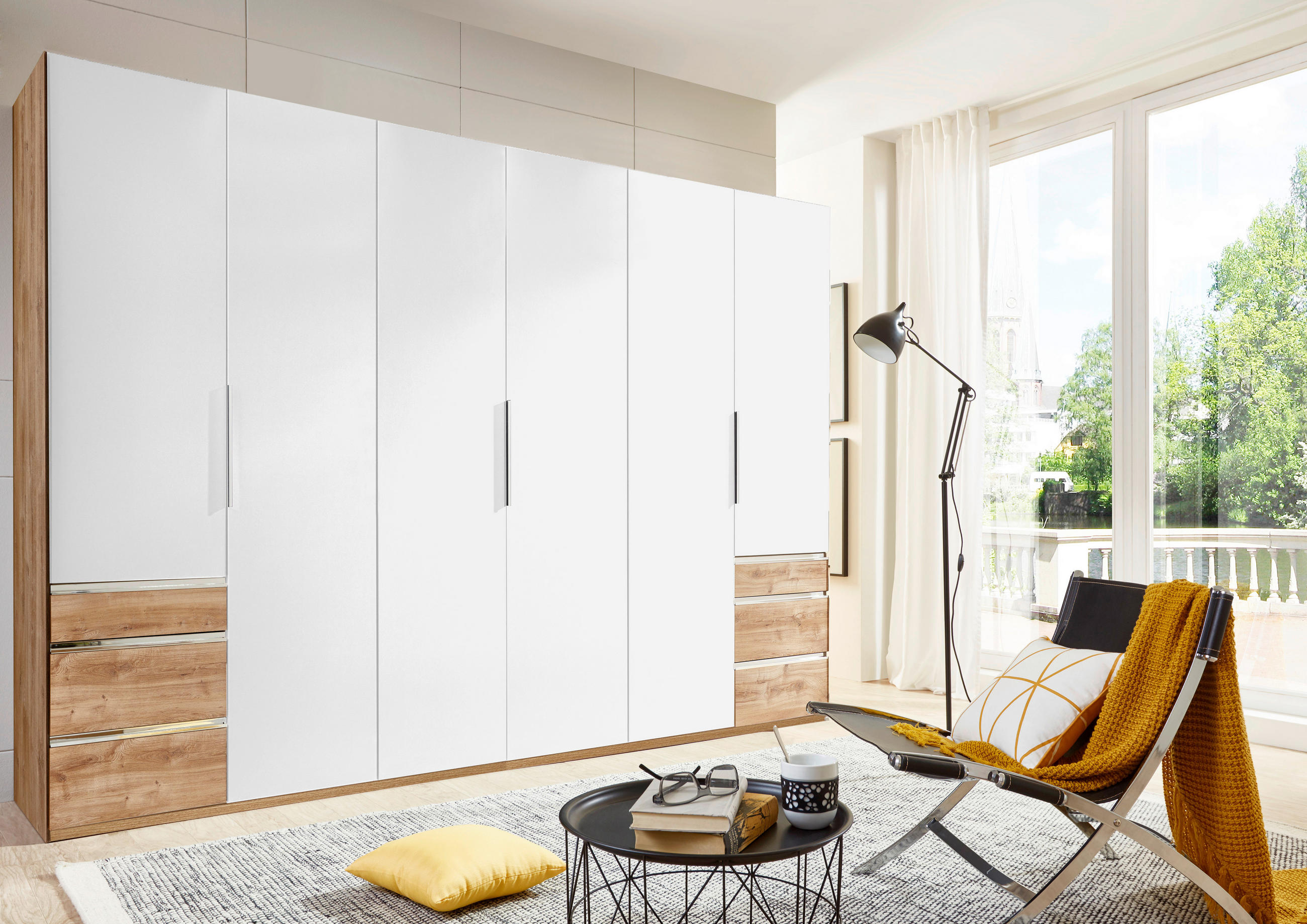 DREHTÜRENSCHRANK 300/236/58 cm,  in Weiß, Plankeneiche, 6-türig  - Chromfarben/Plankeneiche, MODERN, Holzwerkstoff (300/236/58cm) - MID.YOU