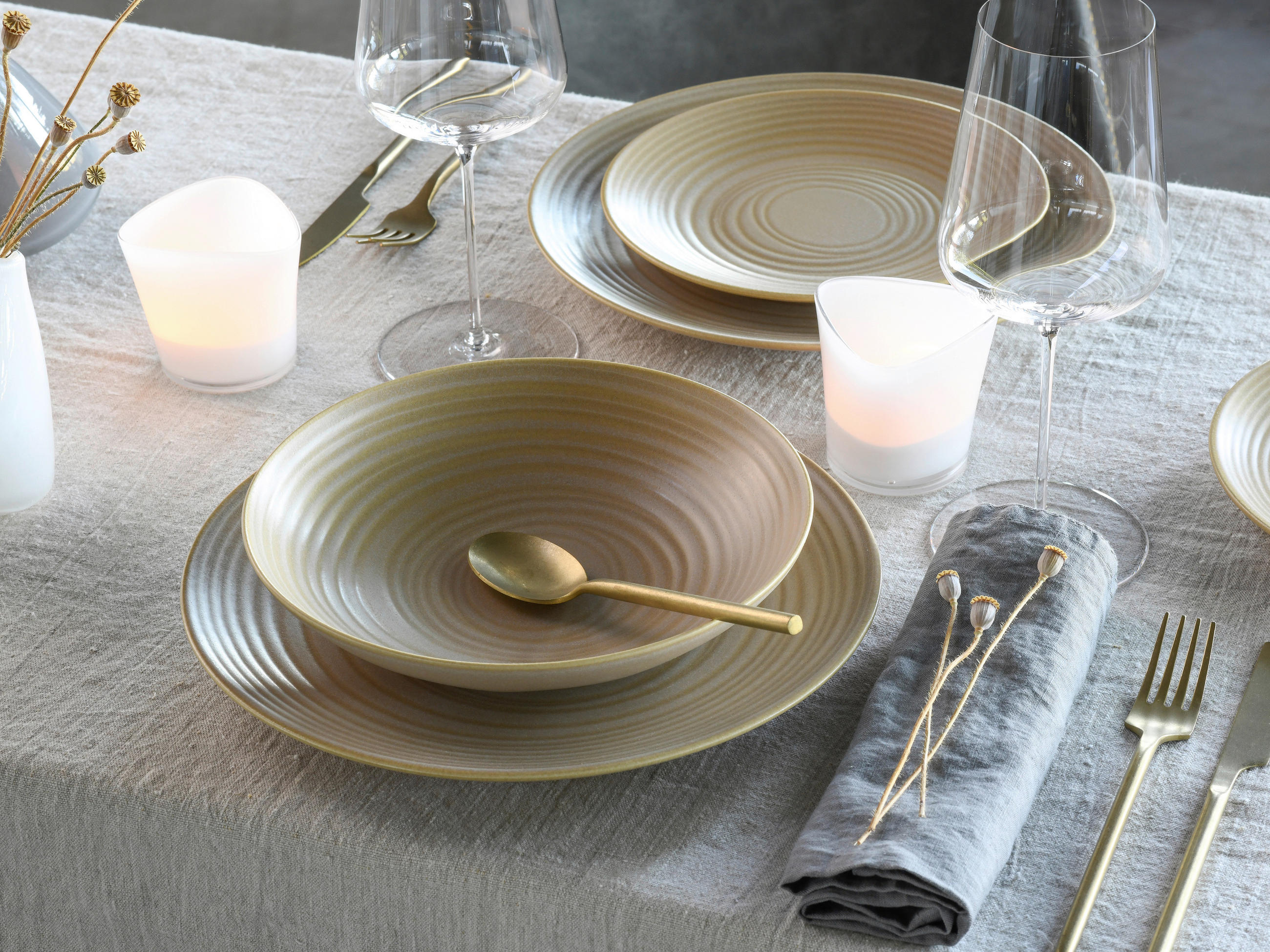 KOMBINIRANI SERVIS  Lava Stone  - peščene barve, Basics, keramika - Creatable