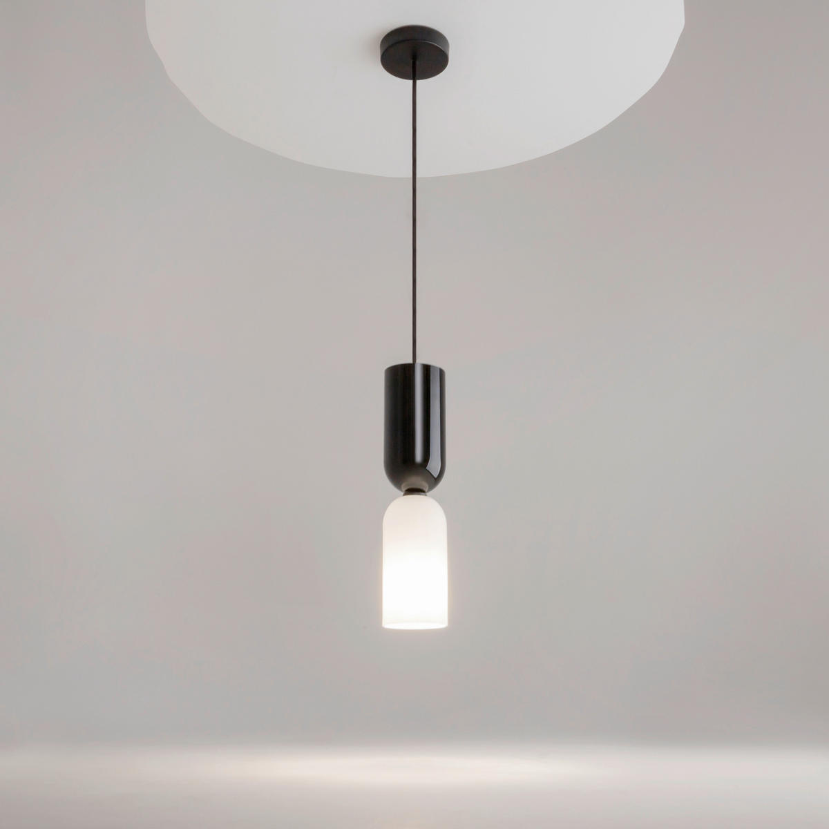 PENDELLAMPA Memory 8/232 cm  - vit/svart, Design, metall/glas (8/232cm) - MAYTONI