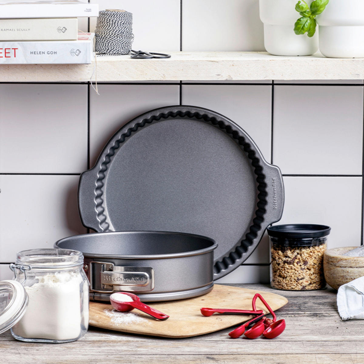 BACKFORM - Alufarben, Basics, Metall (28cm) - Kitchenaid