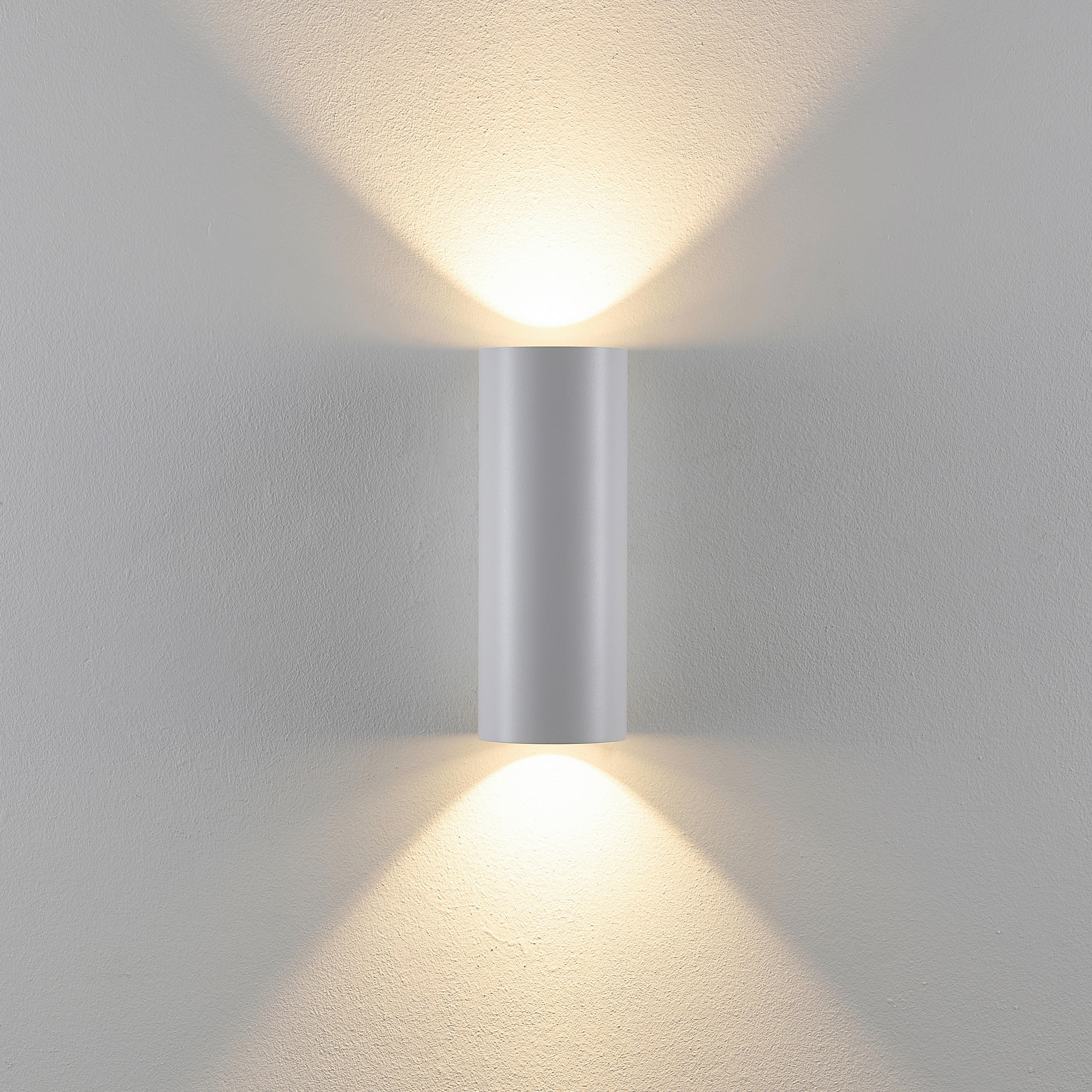 AUSSENWANDLEUCHTE - Weiss, Design, Metall (8/8/21cm)