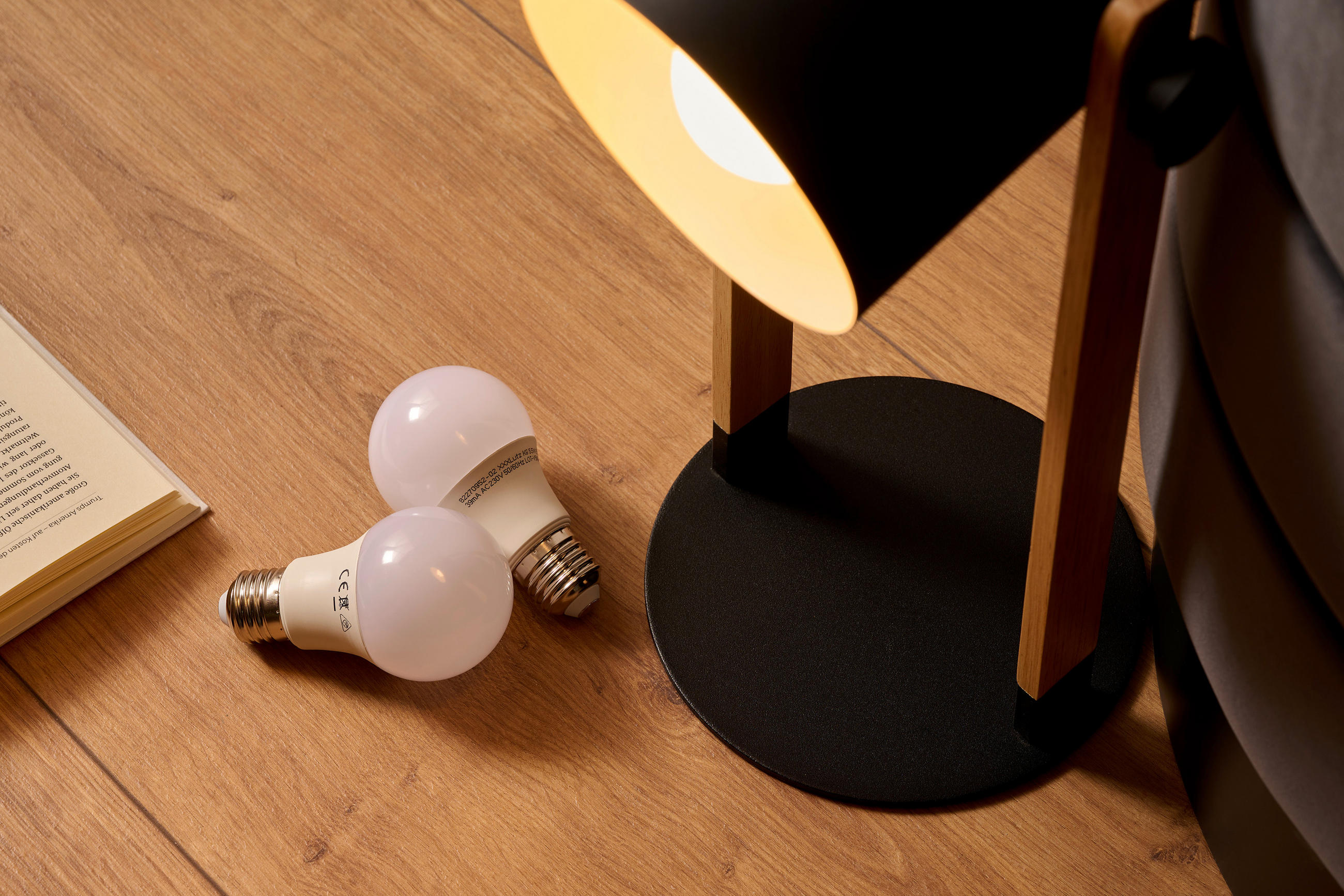LED-LEUCHTMITTEL   E27 5,5 W  - Weiß, Basics, Kunststoff/Metall (6/10,8cm) - Boxxx