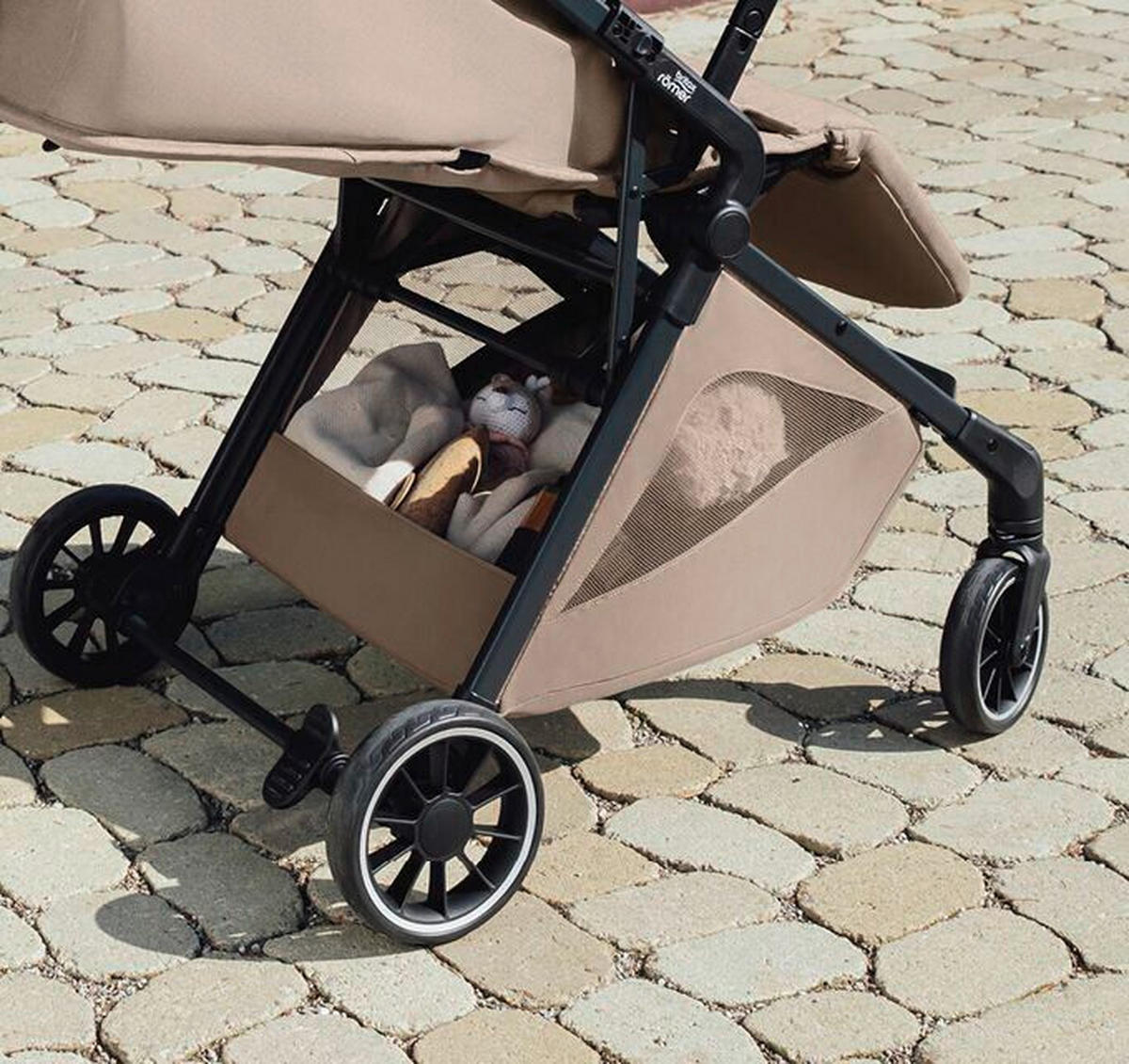 BUGGY TIRA  - Schwarz/Grau, Basics, Textil/Metall (53/114/100cm) - Britax Römer