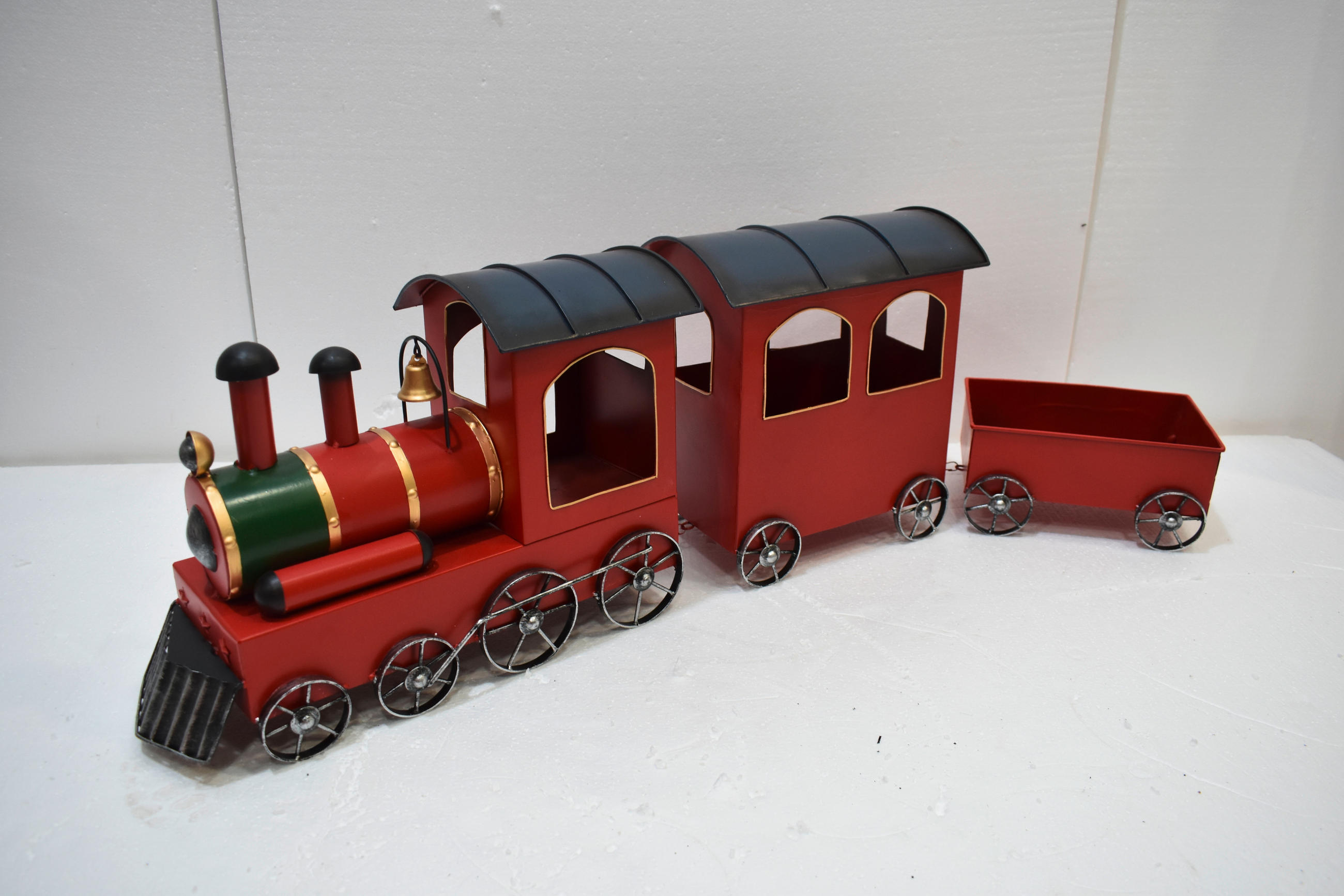 DEKOZUG  - Rot/Schwarz, LIFESTYLE, Metall (102,36/17,02/28,96cm) - X-Mas