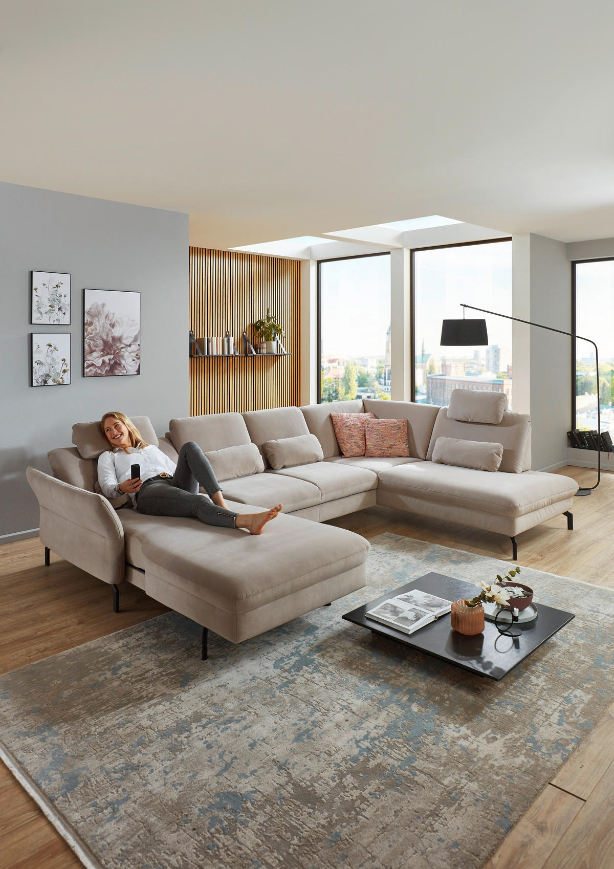 WOHNLANDSCHAFT in Velours Graubraun  - Graubraun/Schwarz, Design, Textil/Metall (220/335/179cm) - Beldomo System
