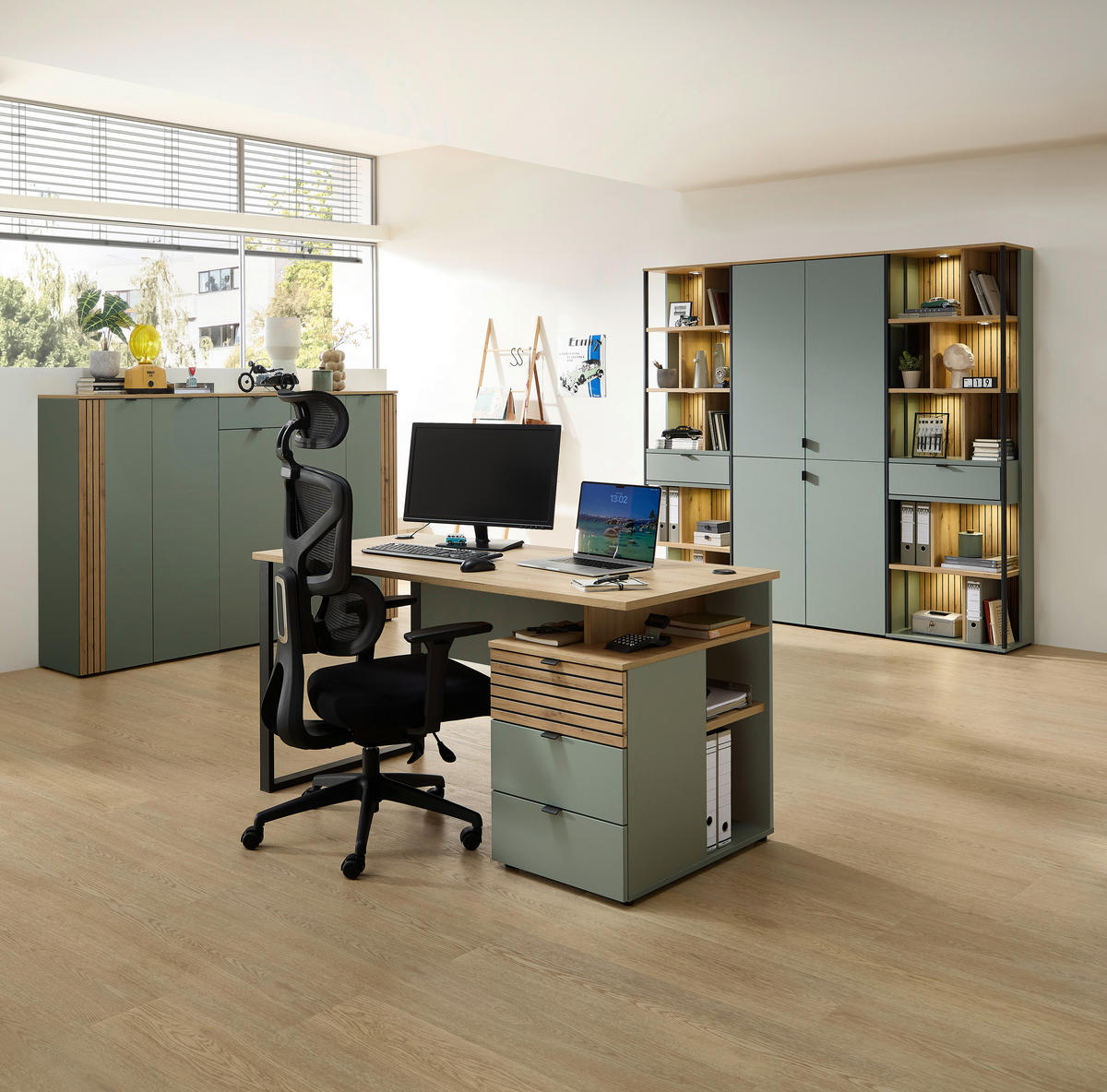 SCHREIBTISCH 150/77/73 cm Schwarz, Eiche Artisan, Schilfgrün  - Schilfgrün/Schwarz, KONVENTIONELL, Holzwerkstoff/Metall (150/77/73cm) - Voleo