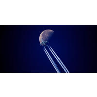 ALUMINIUMBILD Nacht, Mond, Flugzeug 98/48 cm  - Blau/Schwarz, Design, Kunststoff/Metall (98/48cm) - Wandkraft