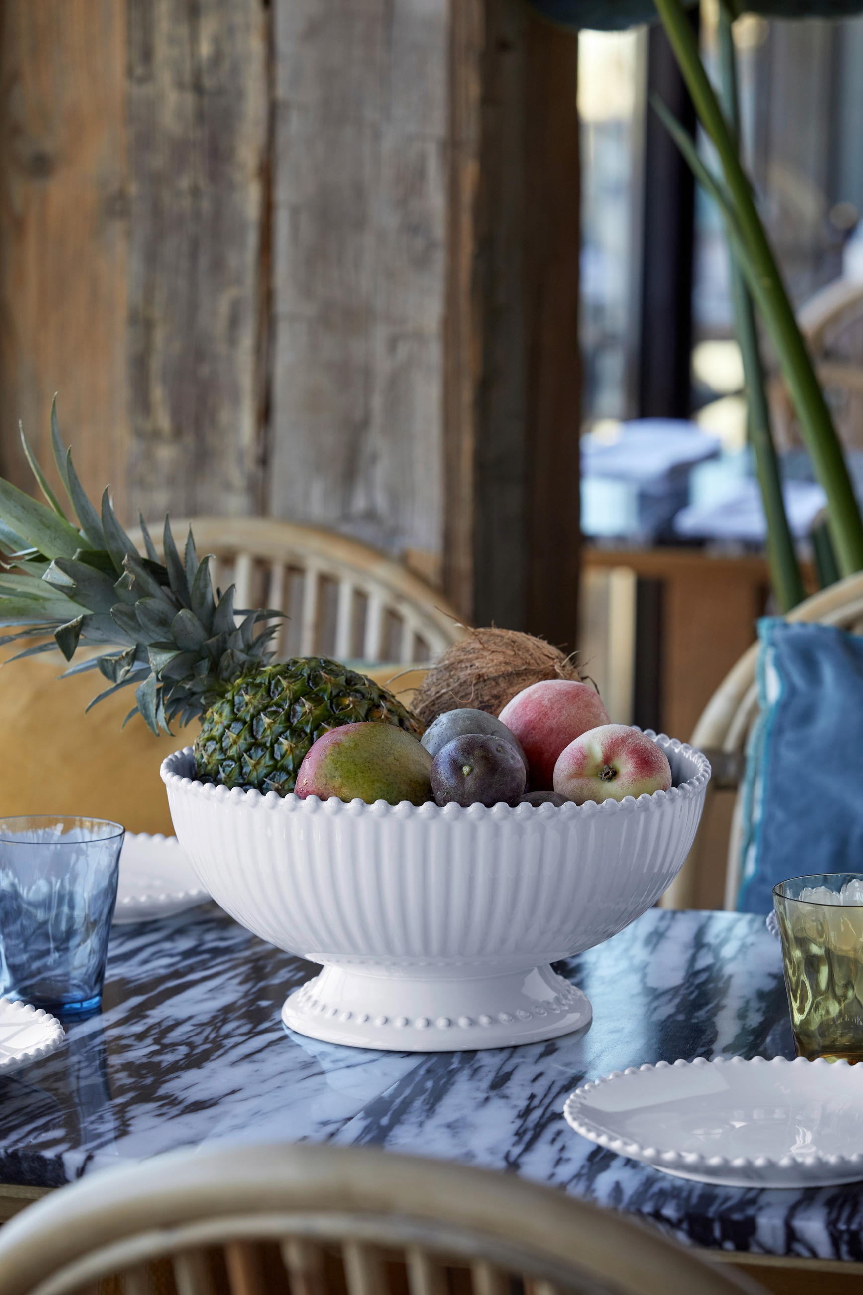 Thumbnail - Costa Nova Obstschale Pearl, Weiß Hochglanz, Keramik, rund, 16.1 cm, Handmade in Europe, Essen & Trinken, Geschirr, Scha...