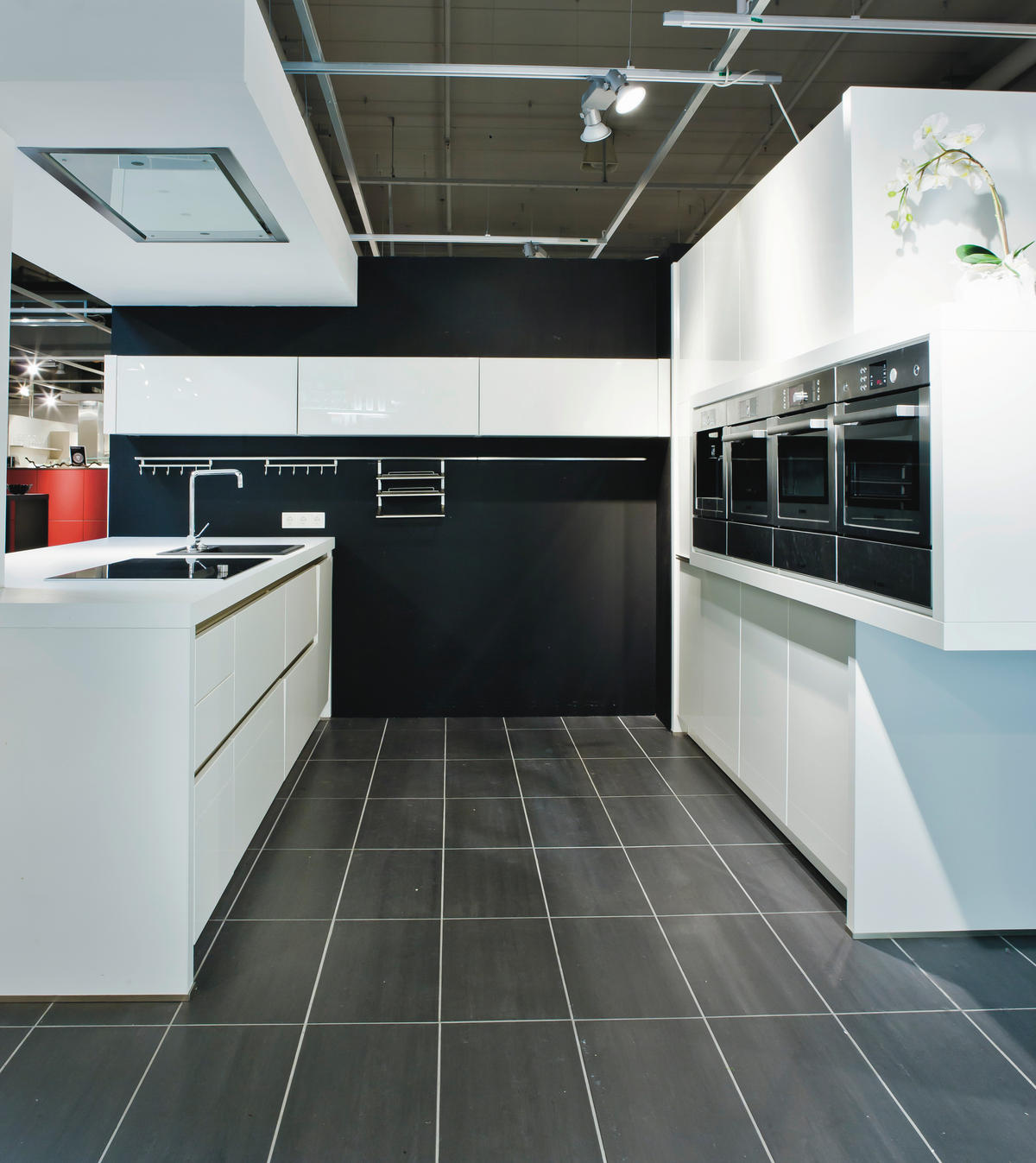 novel kuhinja po mjeri - bijela, Design, drvni materijal - Novel