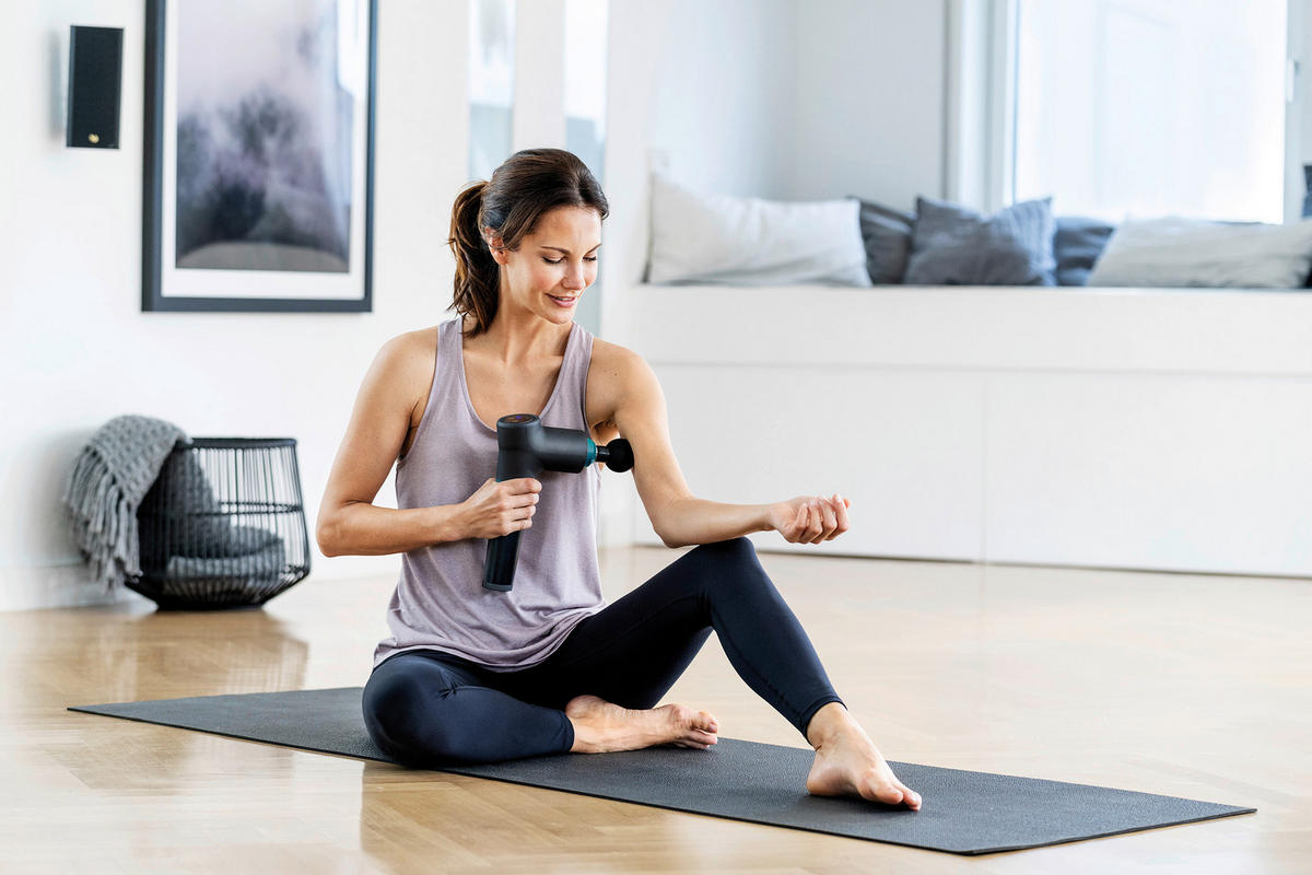 MASSAGEPISTOLE - Schwarz, Basics (33,4/27/9,2cm) - Beurer