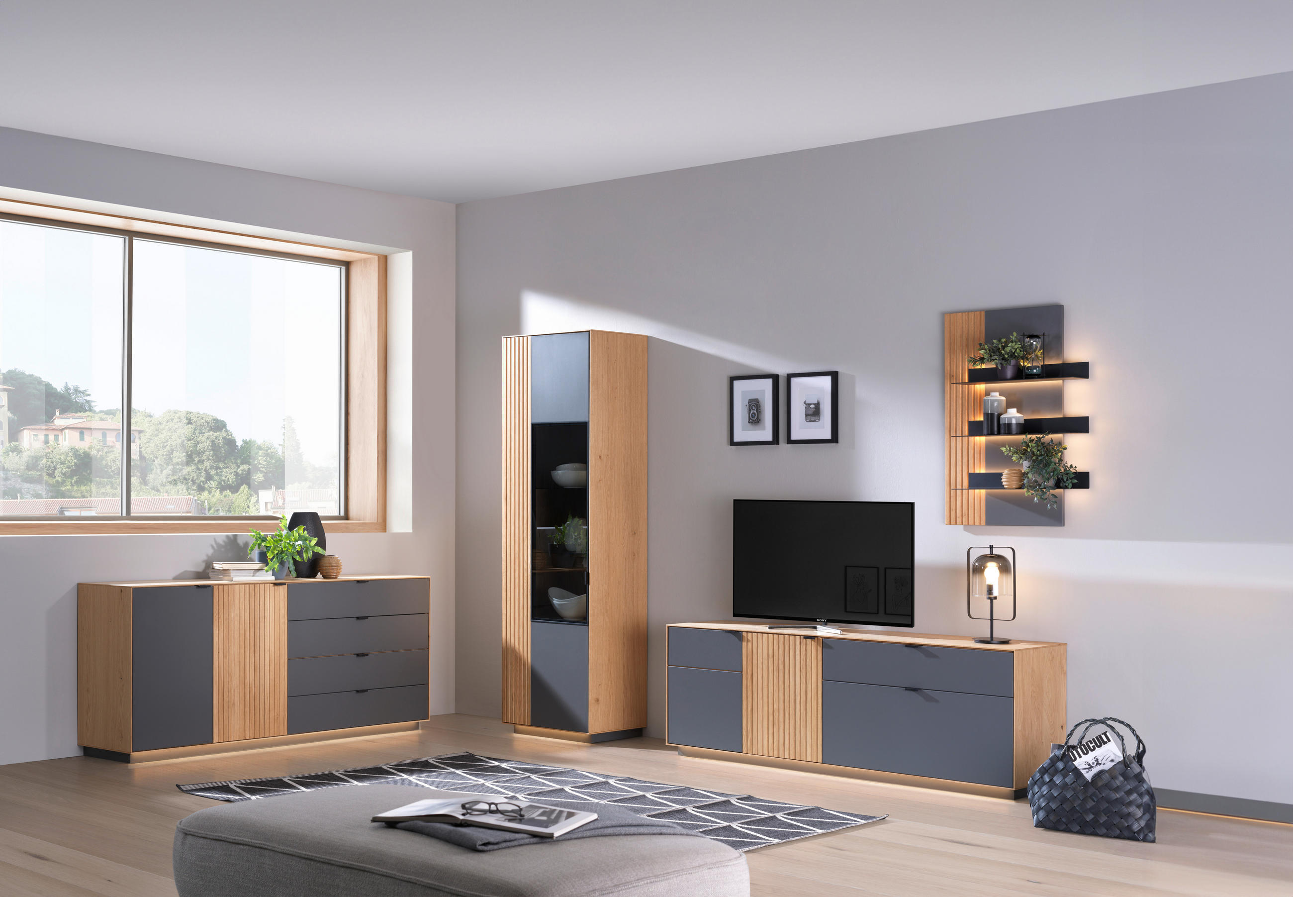 WOHNWAND  in Grau, Eichefarben 250/200/42 cm  - Eichefarben/Schwarz, Natur, Glas/Holz (250/200/42cm) - Linea Natura