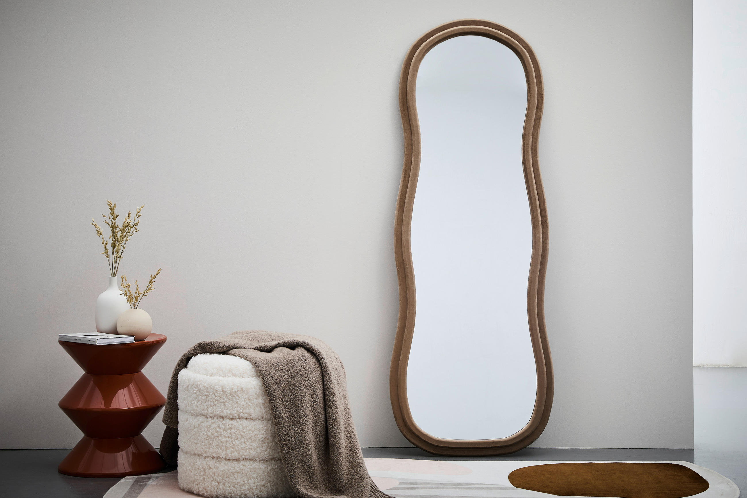 WANDSPIEGEL 60/160/4 cm    in oval  - Taupe, Design, Glas/Holzwerkstoff (60/160/4cm) - MID.YOU