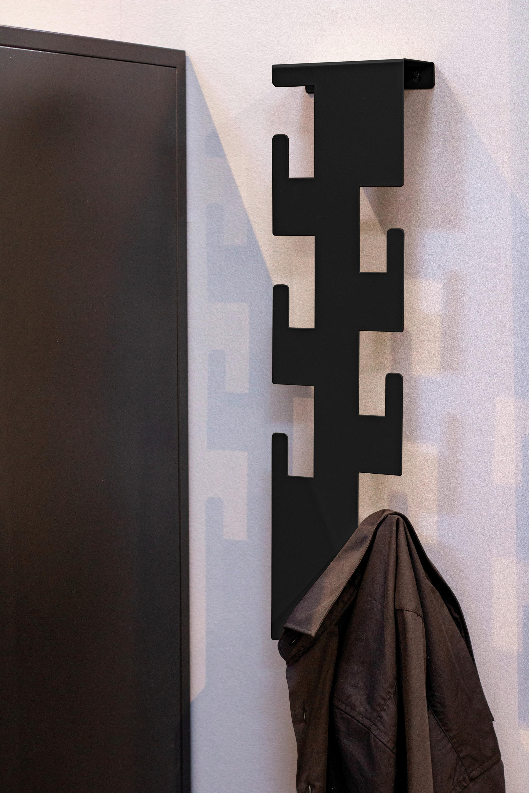 WANDGARDEROBE  in Schwarz  - Schwarz, Design, Metall (15/60/8cm)