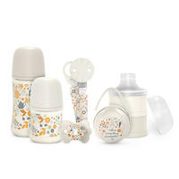 DETSKÁ DARČEKOVÁ SADA - béžová, Basics, plast (44/22/8cm)