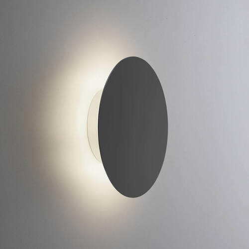 AKKU-WANDLEUCHTE - Design, Kunststoff/Metall (18/4,5/18cm) - Paul Neuhaus