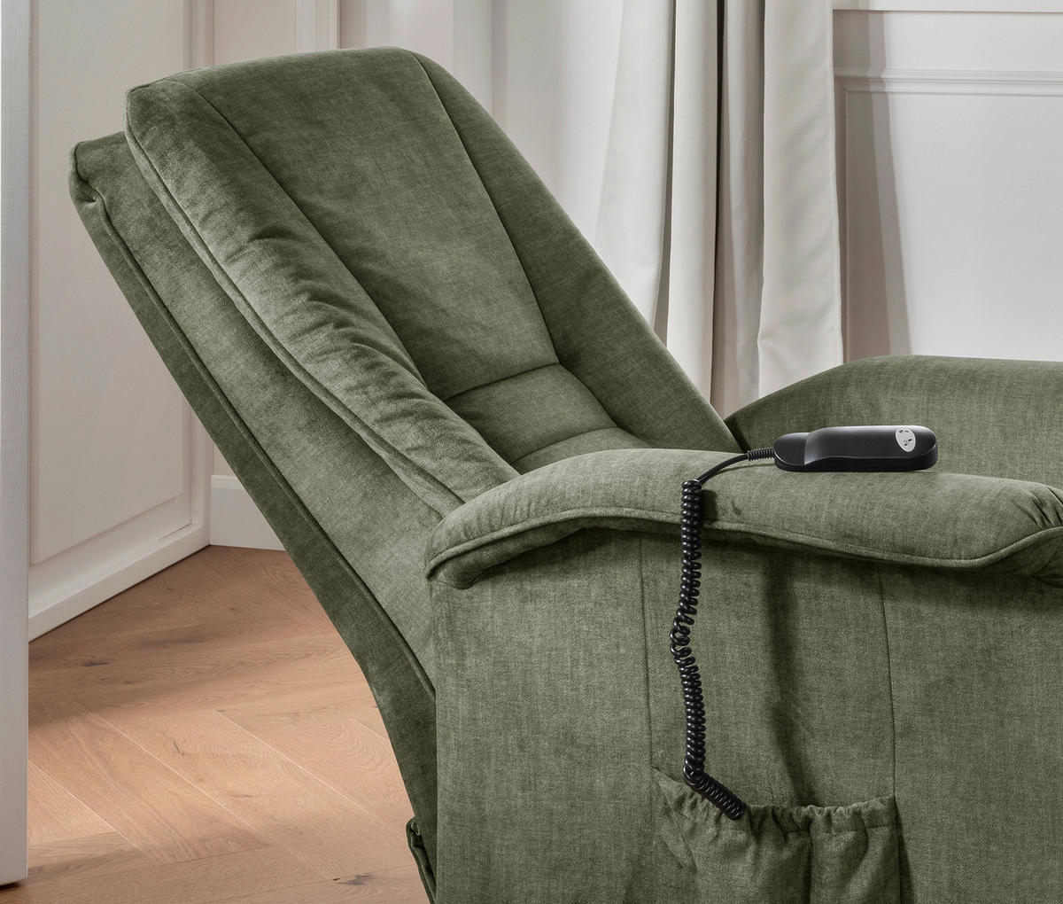 FERNSEHSESSEL Velours Dunkelgrün  - Dunkelgrün/Schwarz, Design, Kunststoff/Textil (77/107/88cm) - Livetastic