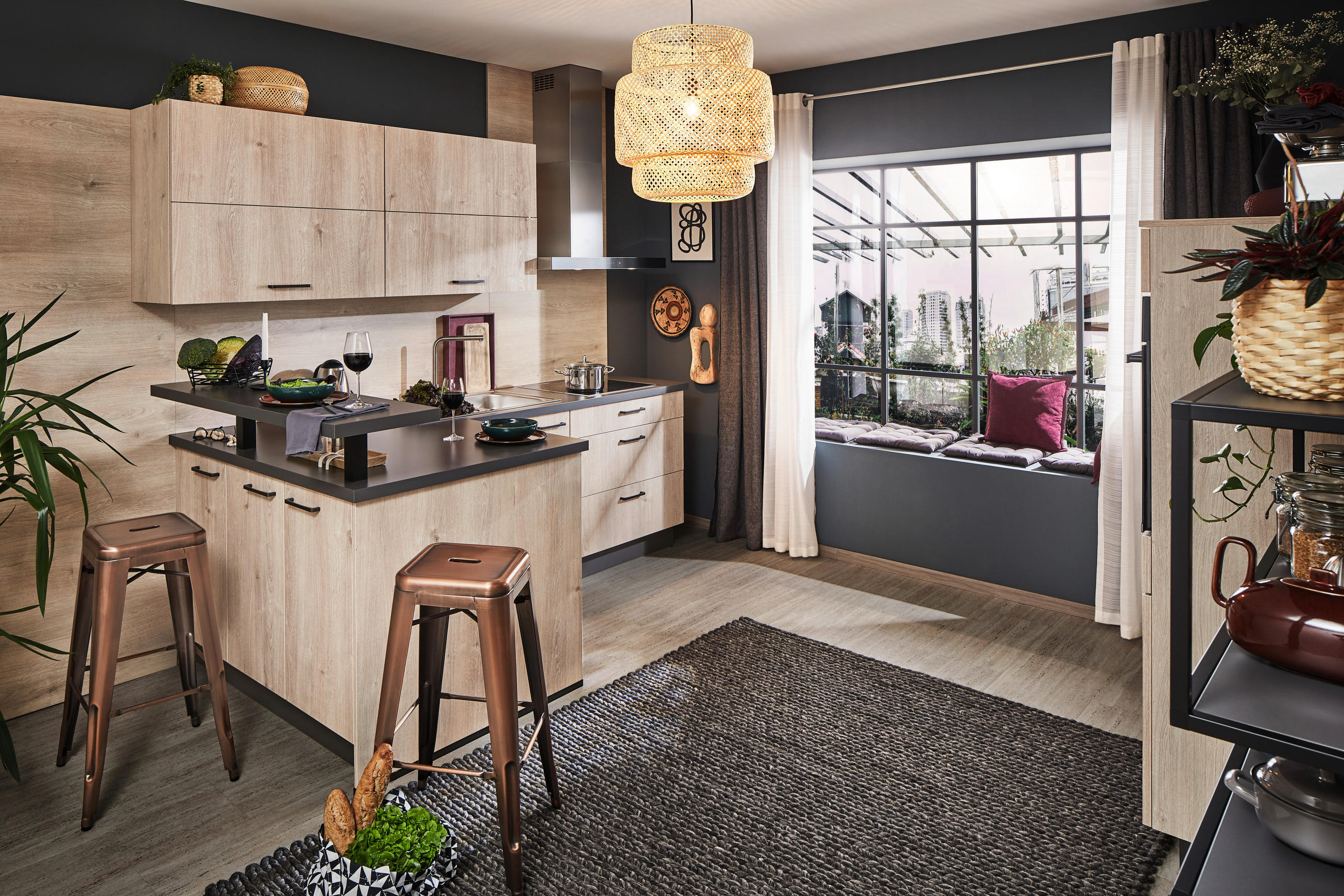 INBYGGNADSKÖK   - ekfärgad, Design, trämaterial - Celina