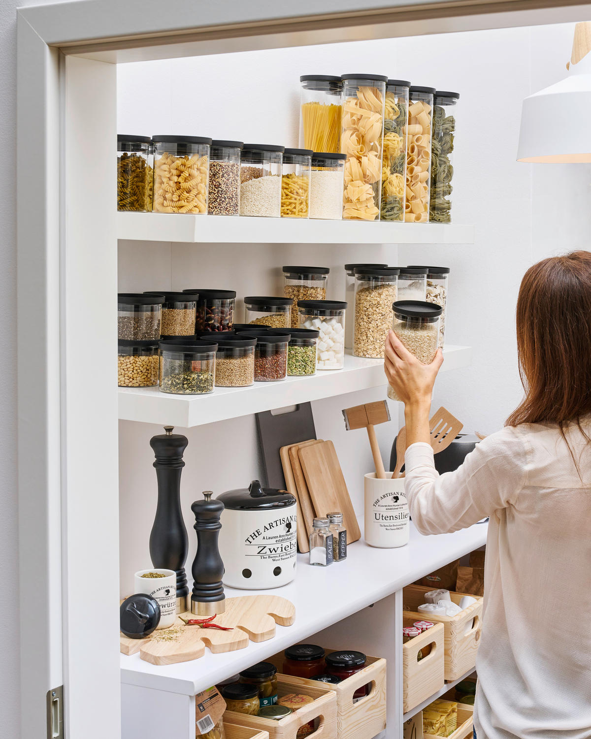 ÉTELTÁROLÓ DOBOZ  1,2 l  - fekete/átlátszó, Basics, műanyag/Üveg (9,5/18cm) - Homeware Profession.