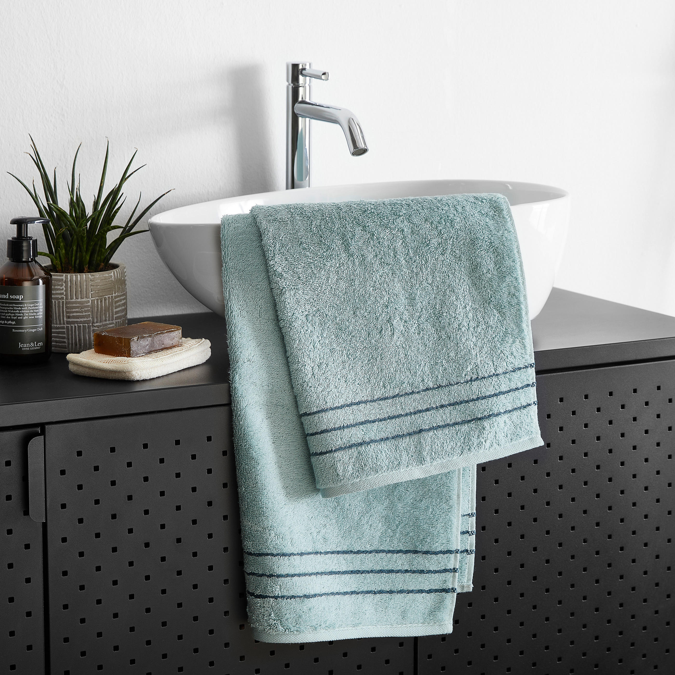 HANDTUCH Grün - Grün, KONVENTIONELL, Textil (50/100cm) - Cawoe