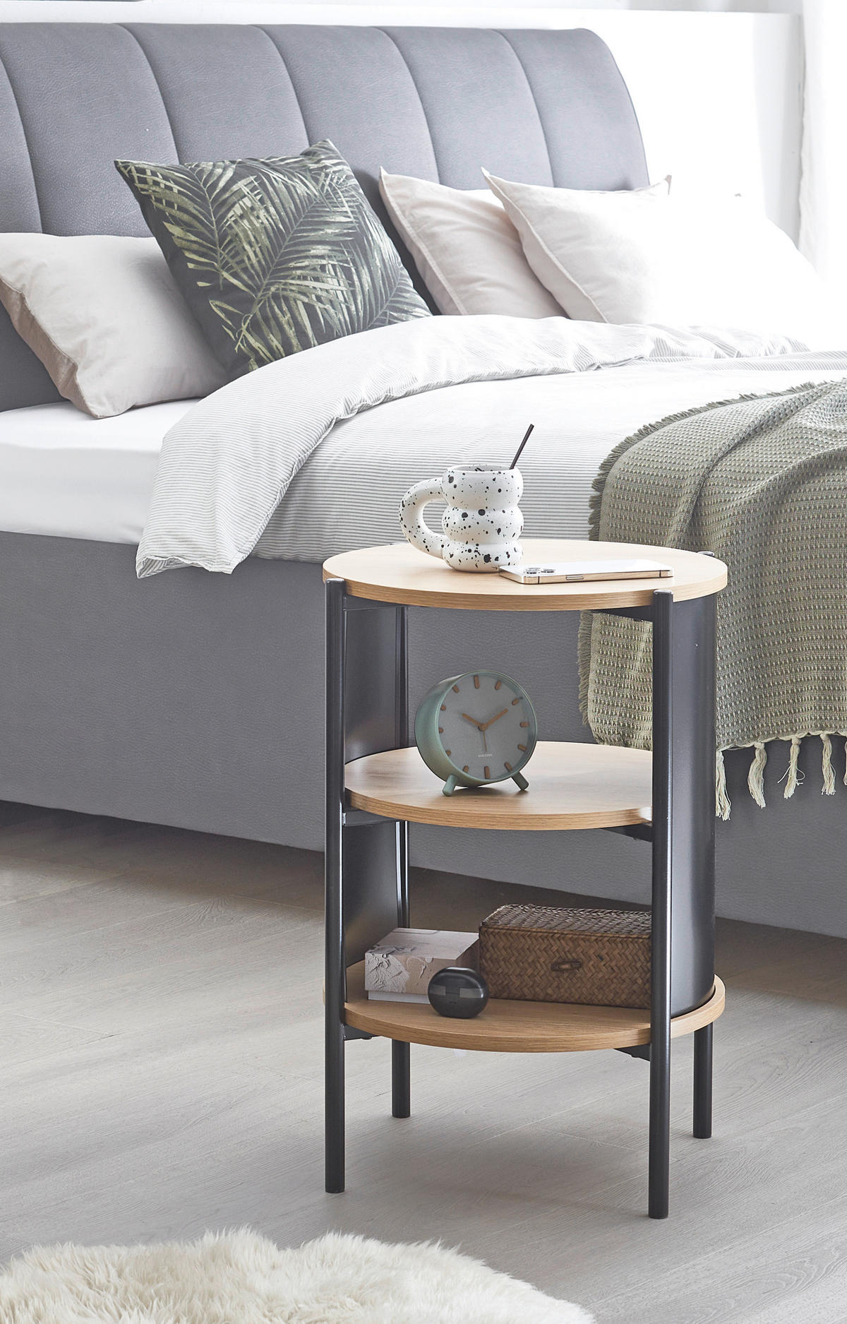 SIDOBORD i metall, trämaterial 44/44/60 cm  - svart/ekfärgad, Trend, metall/trämaterial (44/44/60cm)