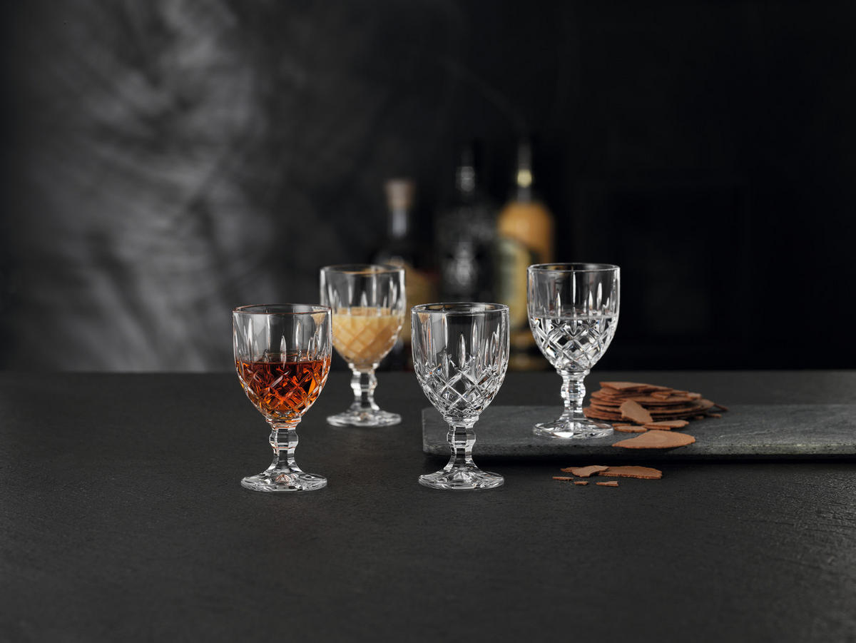 SCHNAPS-GLÄSERSET  - Basics (10,8/10,8/10,1cm) - Nachtmann