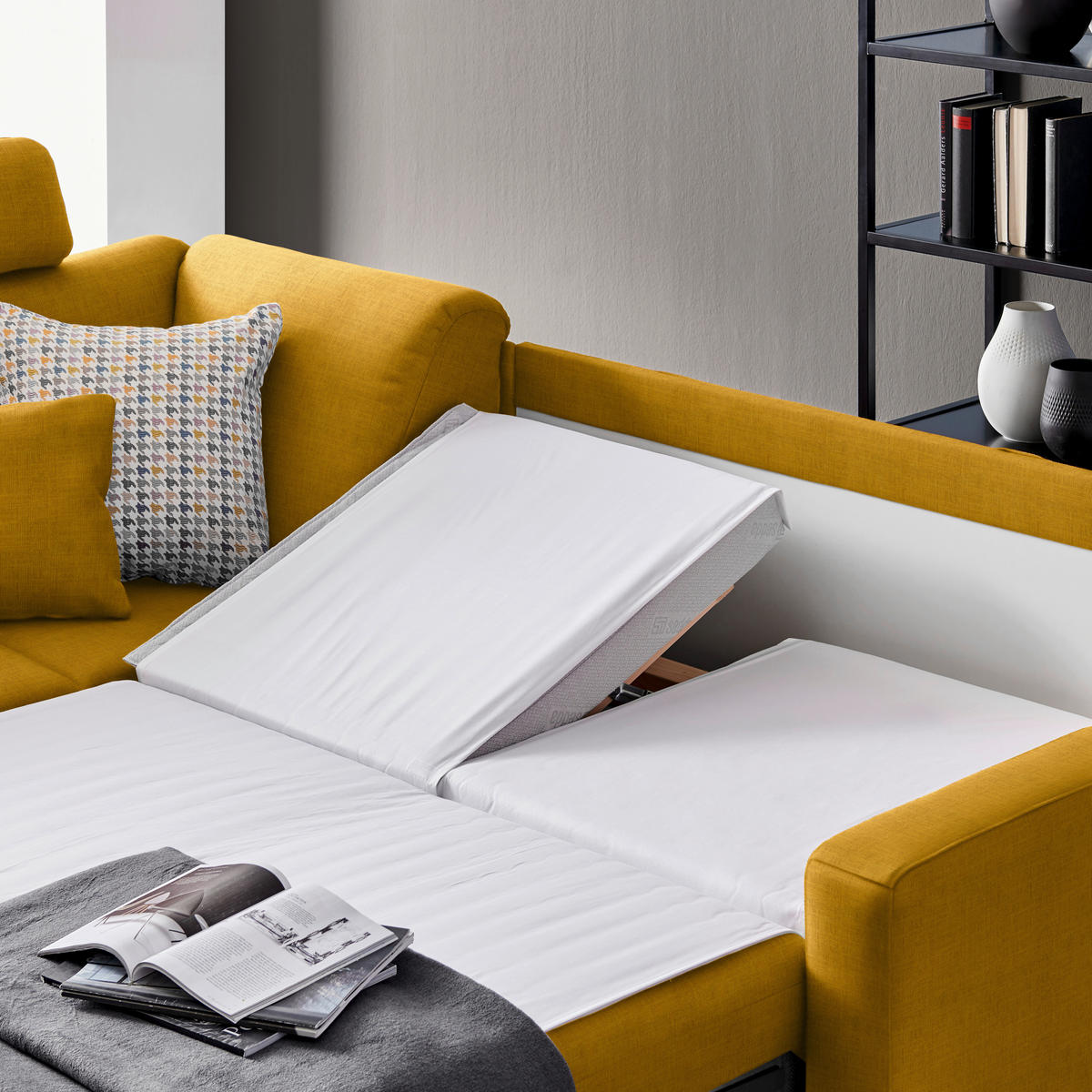 ECKSOFA in Chenille Gelb  208/227 cm  - Gelb/Alufarben, KONVENTIONELL, Textil/Metall (208/227cm) - Sedda