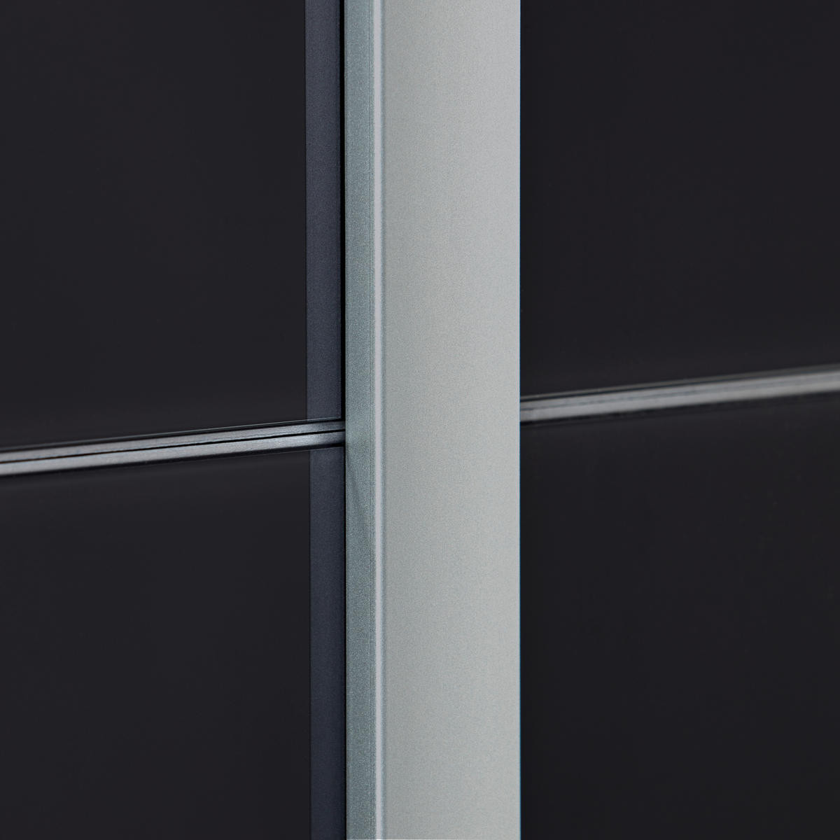SCHIEBETÜRENSCHRANK 361/230/62 cm 4-türig Weiß  - Dunkelgrau/Alufarben, MODERN, Glas/Holzwerkstoff (361/230/62cm) - James Wood
