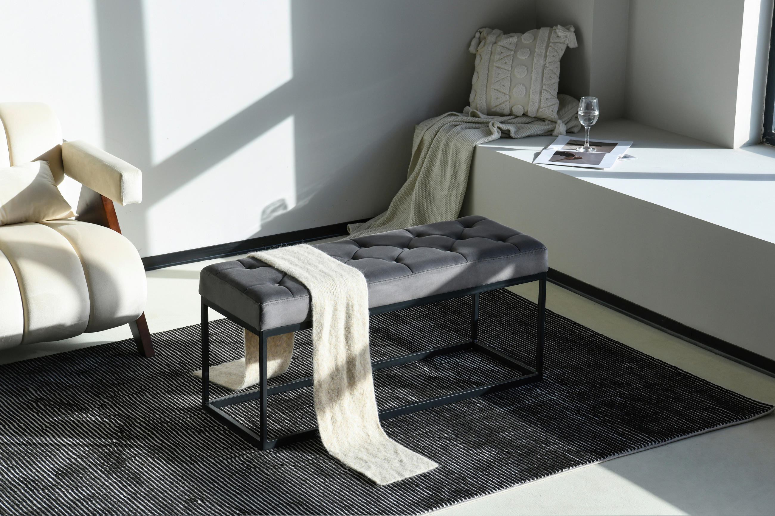 GARDEROBENBANK Samt Grau  - Schwarz/Grau, Design, Textil/Metall (103/47/38cm) - MID.YOU