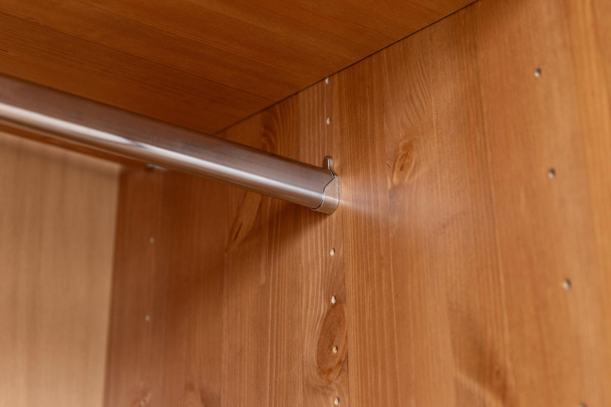 KLEIDERSCHRANK 189/213/63 cm,  in Eichefarben, 3 Tür(en)-türig  - Eichefarben/Silberfarben, KONVENTIONELL, Holz/Metall (189/213/63cm) - Linea Natura