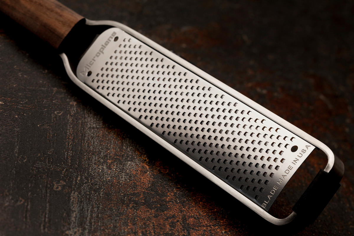 RENDE - boja oraha, Osnovno, drvo/metal (31/3,9/1,5cm) - MICROPLANE