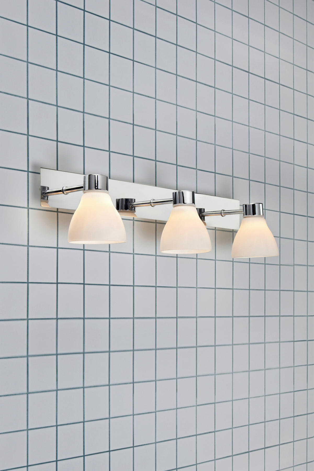 WANDLEUCHTE - Chromfarben/Opal, Basics (50/12/14.5cm) - Markslöjd