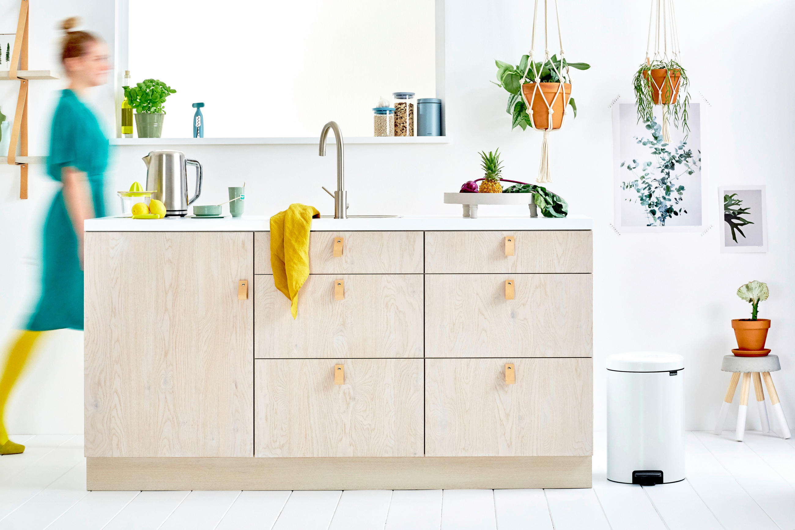 ODPADKOVÝ KOŠ 20 l - bílá, Design, kov/plast (29/46,7/38cm) - Brabantia