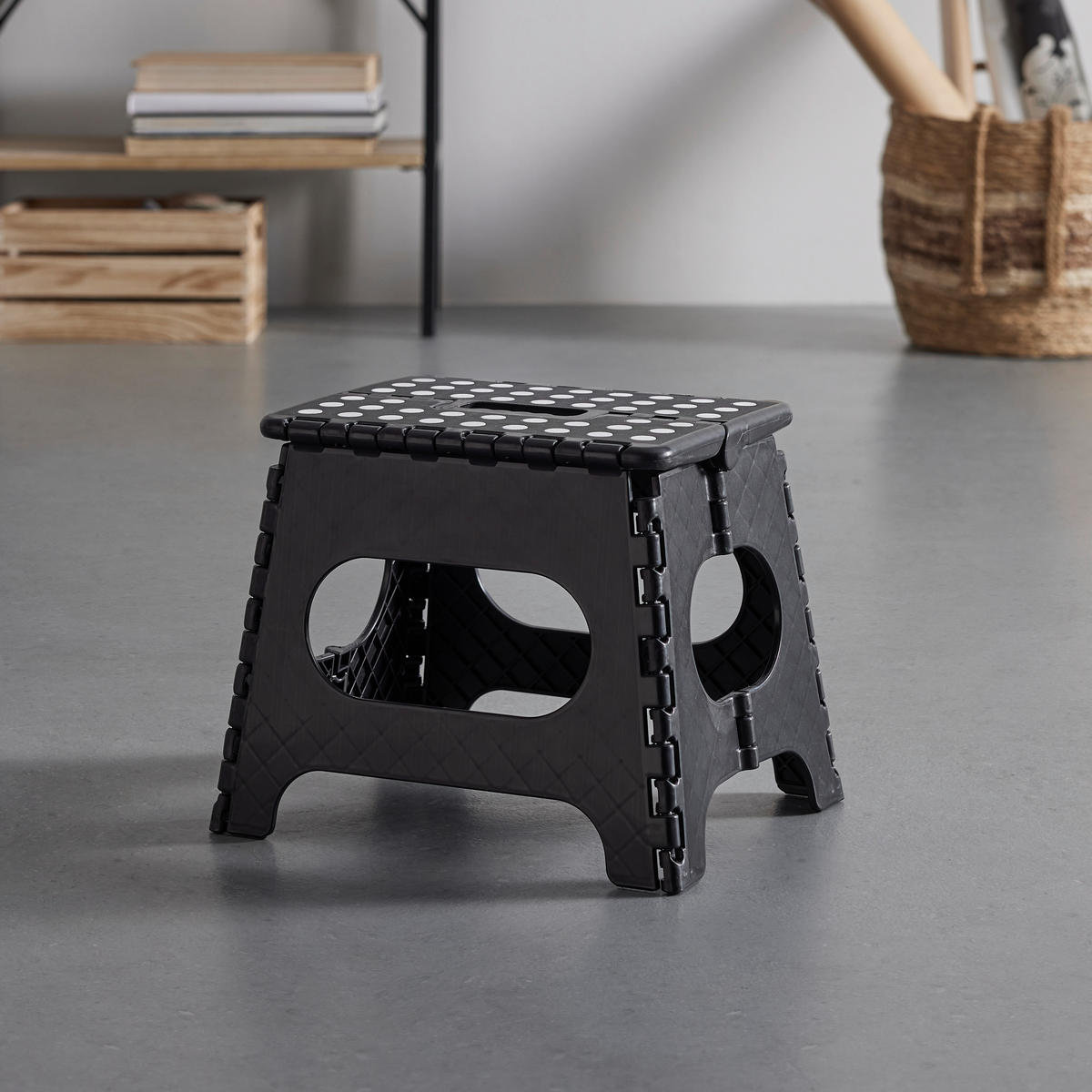 KLAPPHOCKER Schwarz  - Schwarz, KONVENTIONELL, Kunststoff (34/27/26cm)
