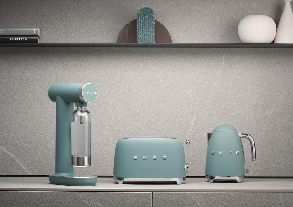 WASSERSPRUDLER Collezione  - Smaragdgrün, Basics, Kunststoff (13.5/42/24.5cm) - SMEG
