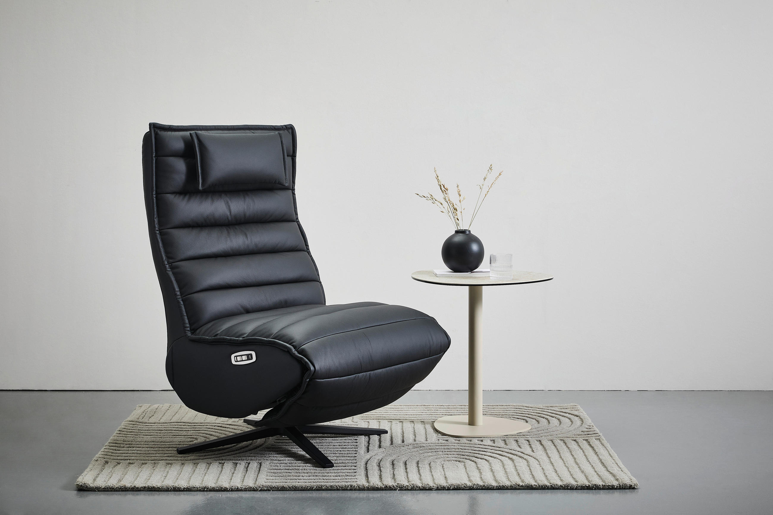 RELAXSESSEL Lederlook Echtleder Relaxfunktion, Fußteilverstellung, Nackenkissen    - Schwarz, Design, Leder/Textil (68/108/84cm) - Stylife