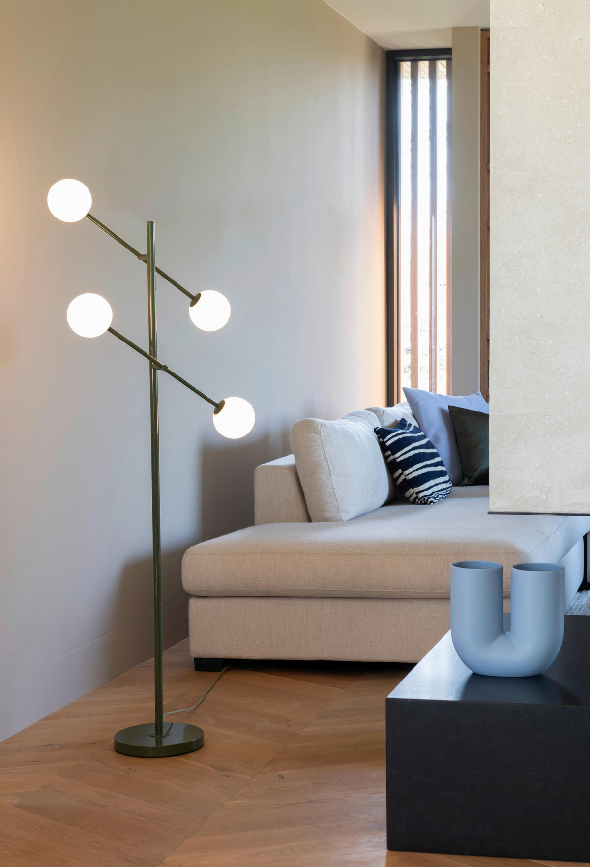 STEHLEUCHTE 47,5/63,5/165 cm    - Dunkelgrün/Weiß, Design, Glas/Metall (47,5/63,5/165cm) - It's about Romi