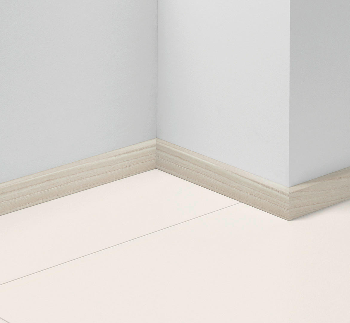 SOCKELLEISTE - Eichefarben, Basics, Holz (220/1.6/4cm) - Parador