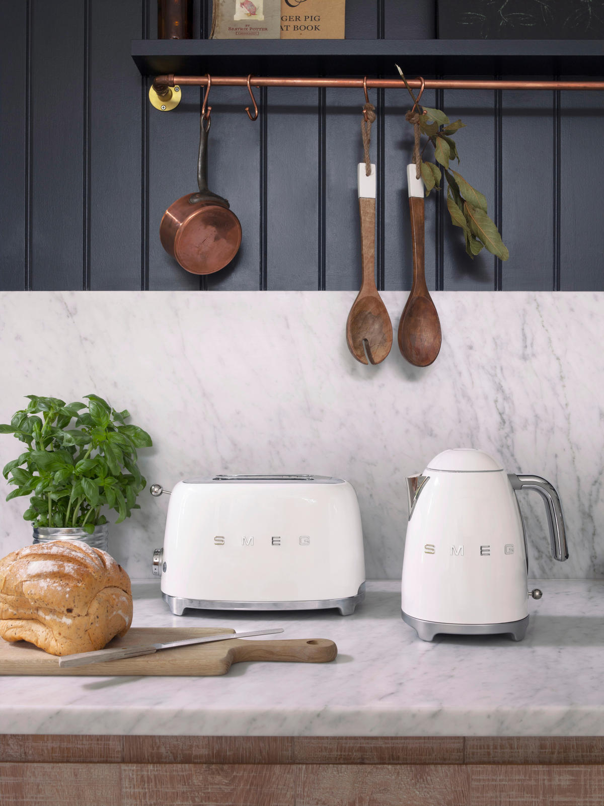TOASTER  - Creme, Basics, Metall (31/20/20cm) - SMEG