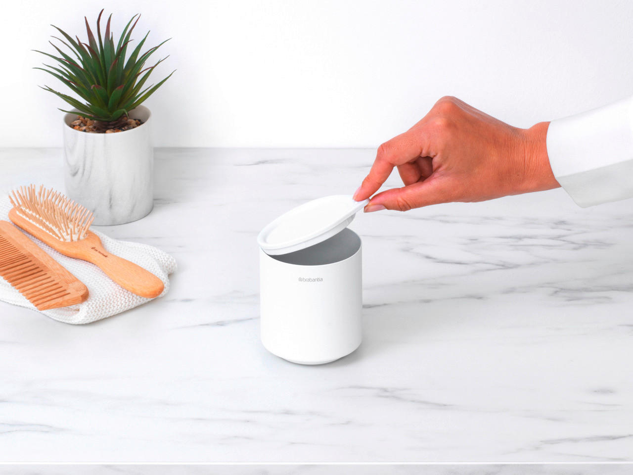 BECHER MINDSET - Weiß, Basics, Kunststoff/Metall (8.1/9.5/8.1cm) - Brabantia