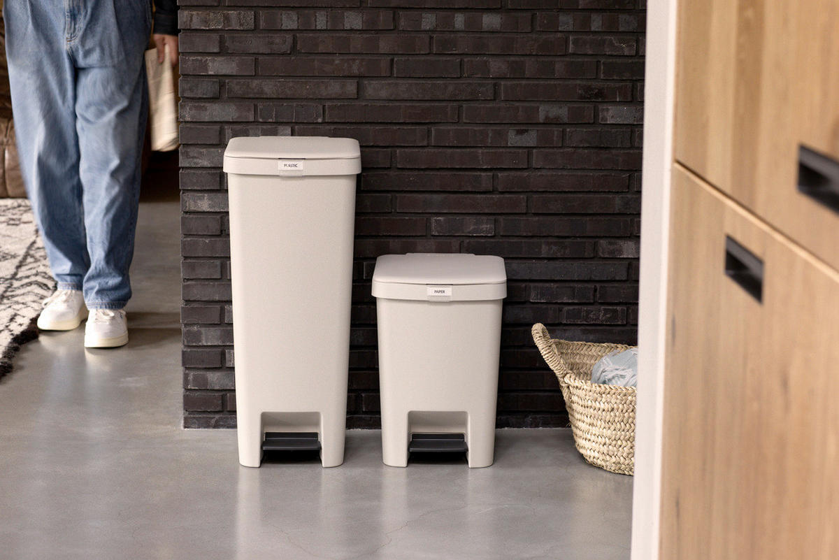 KANTA ZA SMEĆE  25 l   - bež, Osnovno, plastika (28/40.9/35.2cm) - Brabantia