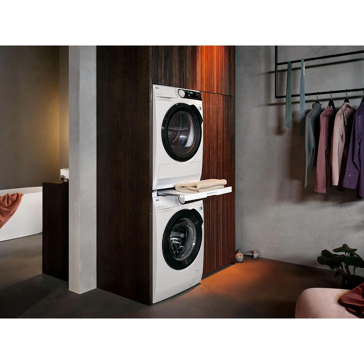 WÄRMEPUMPENTROCKNER TR8T70680  - Schwarz/Weiß, Basics, Kunststoff/Metall (59,6/85/66,3cm) - AEG