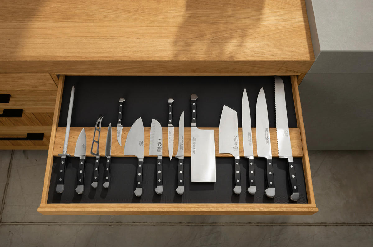 EINBAUKÜCHE   - Eichefarben, Design, Glas/Holz - TEAM 7