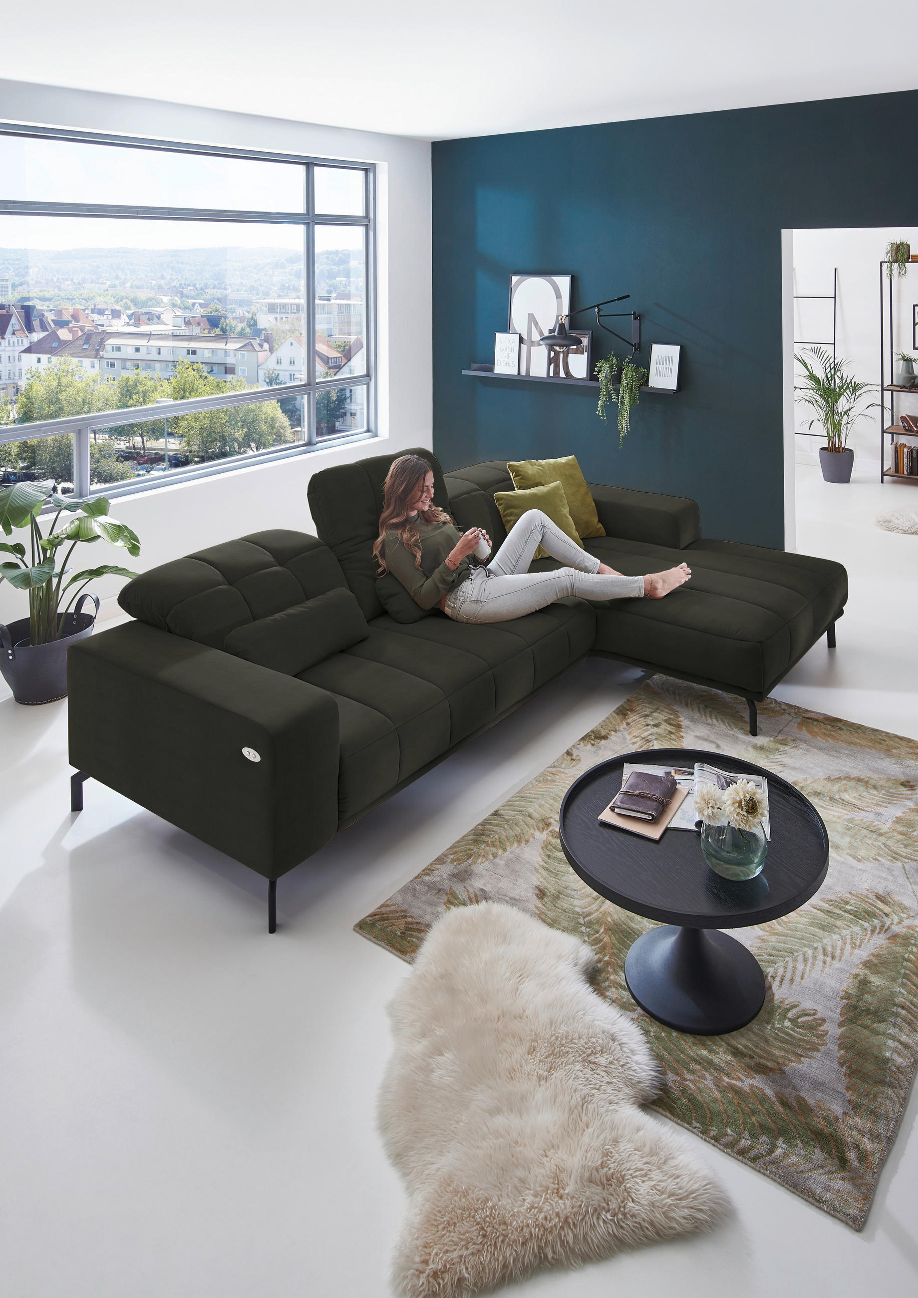 ECKSOFA in Velours Olivgrün  293/195 cm  - Schwarz/Olivgrün, Design, Textil/Metall (293/195cm) - Beldomo Style