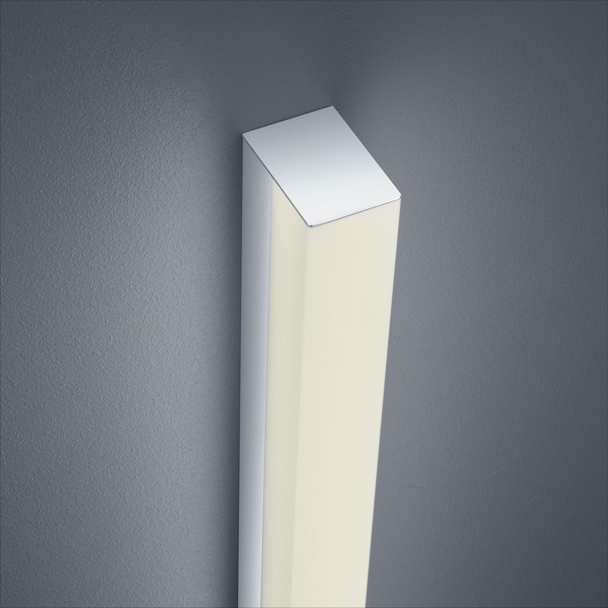 BADEZIMMER-WANDLEUCHTE - Chromfarben, Design, Kunststoff/Metall (60/4/6cm) - Helestra