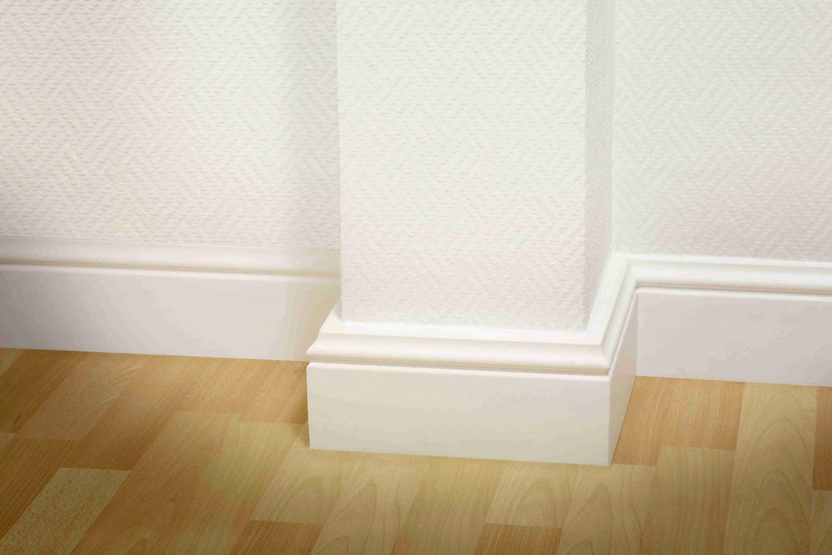 ZIERLEISTE 200/1,8/13,0 cm Weiß Kunststoff  - Weiß, Design, Kunststoff (200/1,8/13,0cm)